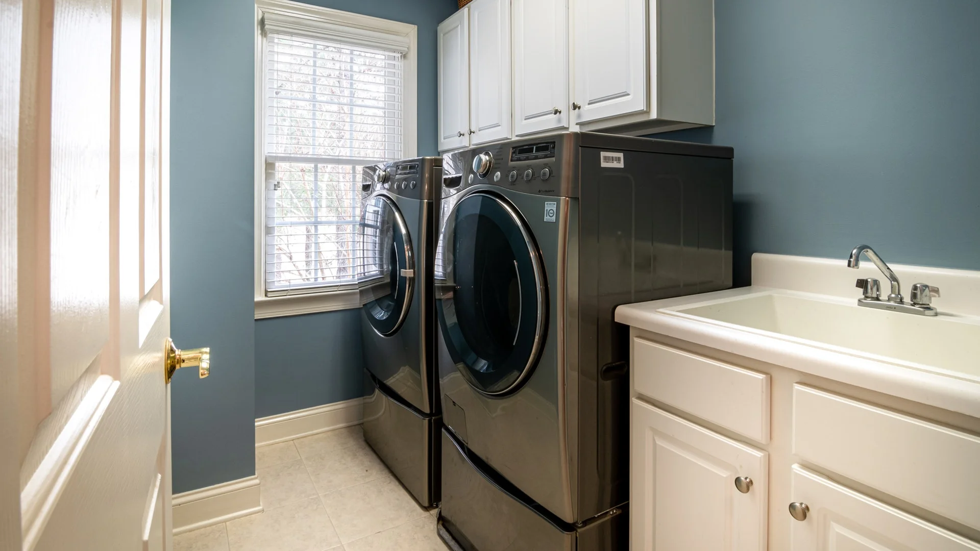 How to Diagnose and Fix a Noisy Dryer